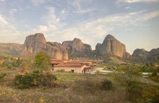 Classical Greece — monasteries in the sky (and a lot of cats) — photo 2