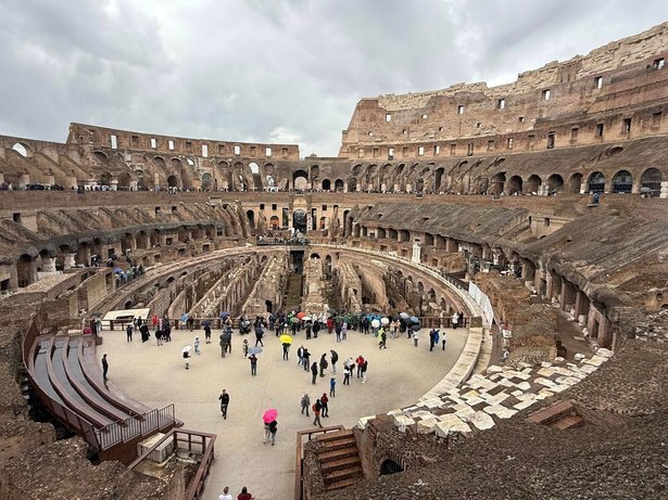 Italy, twice — 44 seats in six days — photo 22
